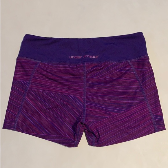 Under Armour fitted shorts - Picture 2 of 2